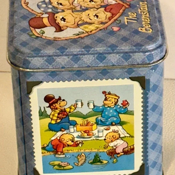 Vintage Berenstain Bears Tin Box 1997 Metal Storage Container - Picture 2 of 16